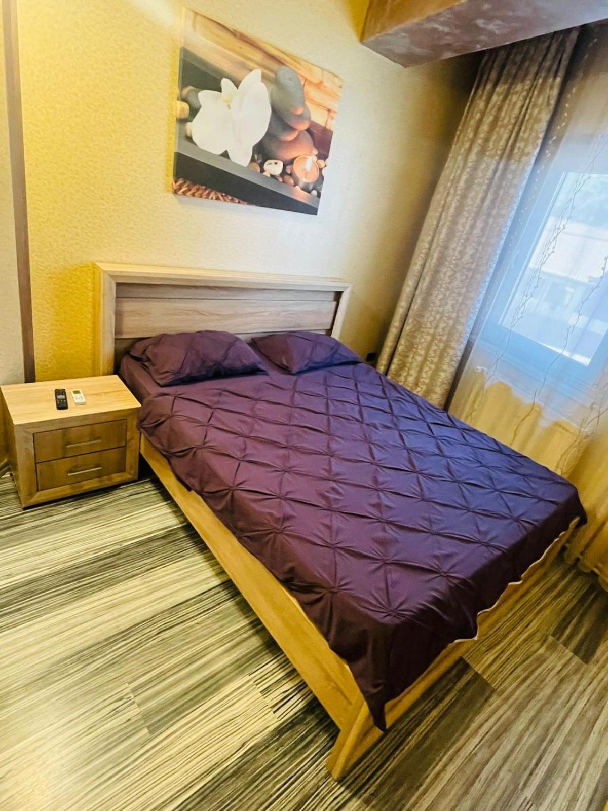Urban Rez Suites Iasi Eksteriør bilde